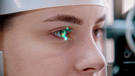 Jakie powikłania mogą wystąpić po zabiegu laserowej korekcji wzroku? Badanie oka po zabiegu